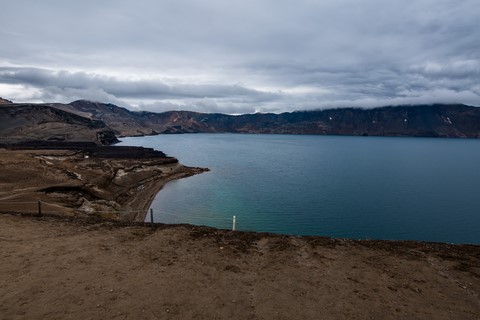 Le lac Öskjuvatn Askja Víti Islande Iceland