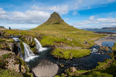 Kirkjufell et Kirkjufellfoss 2 Snaefellness Islande Iceland