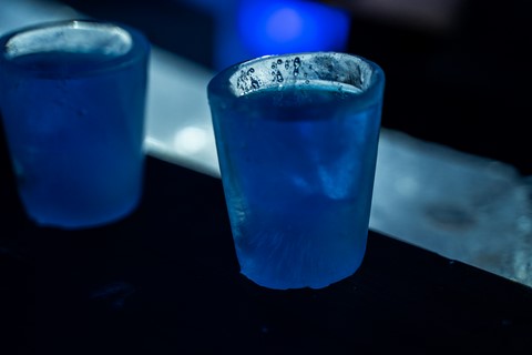 Laponie Finlandaise Rovaniemi Arctic Snow hotel & glass igloos ice bar