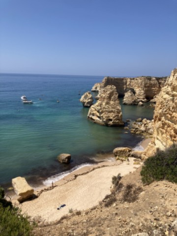 Praia da Marinha Percurso dos Sete Vales Suspensos Lagos Portugal