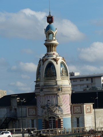 La tour LU Nantes
