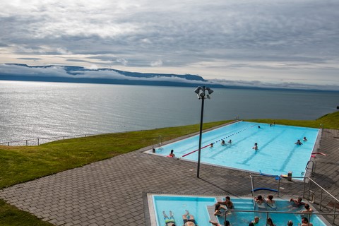 Hot pool Hofsos Islande Iceland