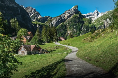 Arrivée à Sealpsee Appenzell Randonnée Wasserauen à Ebelnap Suisse