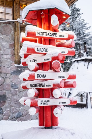 Laponie Finlandaise Rovaniemi Signpost Santa Claus vaillage