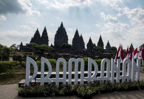 Arrivée à Prambanan Temple Yogyakarta Java Indonésie