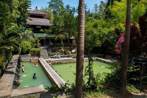 Air Panas Hot springs Bali Indonésie