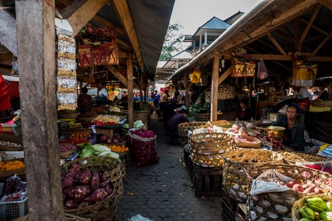 Le marché en périphérie d'Ubud Bali Indonésie