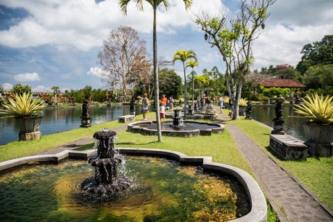 Les fontaines Water Palace Tirtagganga Bali Indonésie